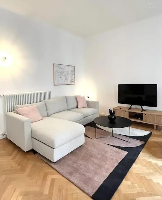 Casa Milano Apartment 0*, Milan Italy
